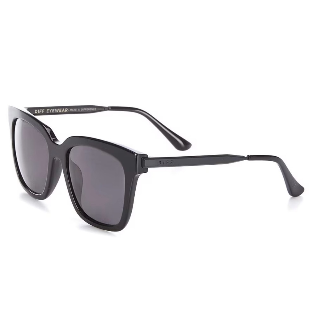 Diff Eyewear The Bella Polarized Sunglasses View 6